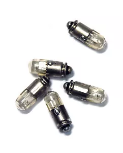 2pc Pure White LED Pilot Lamp 386 Sub miniature Midget GROOVE Base 12V 6x16mm DE - Picture 1 of 2