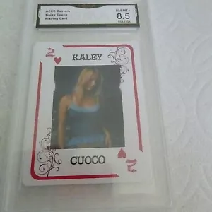 TARJETA DE JUEGO KALEY CUOCO PENNY THE BIG BANG THEORY ESTILO FRANCÉS 2H GRADO 8.5 - Imagen 1 de 2