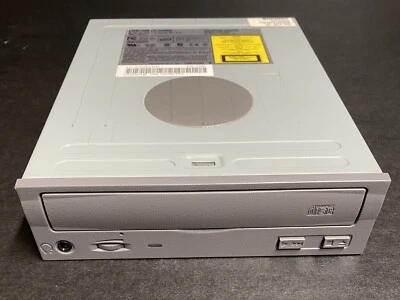 Sun Microsystems X6178A 370-4152 48X EIDE CDROM Grey Bezel, Blade 100, Blade 150 - Image 1 of 4