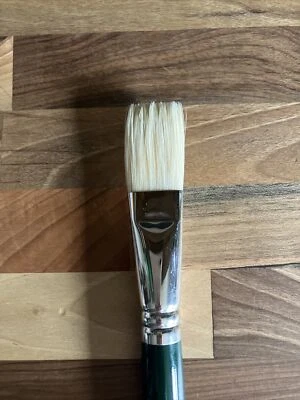 Cepillo de aceite plano Winsor & Newton Winton No. 12 Mango Largo Foto 1 de 3