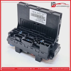 MERCEDES-BENZ C-KLASSE W203 Sicherungskasten SAM Modul 2035452701 HELLA - Picture 1 of 5