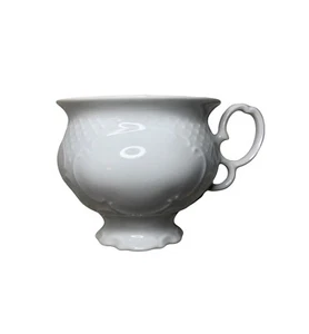 Vintage hübsche Pirken Hammer Porzellan Teetasse weiß mit Rollgriff - Bild 1 von 7