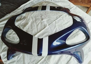 Front nose cone fairing 2001 GSXR1000\750\600 - Picture 1 of 5
