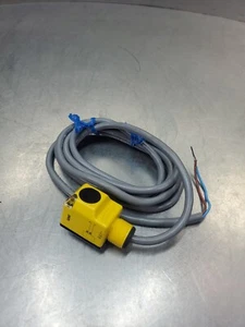 BANNER ENGINEERING Q256E Proximity Sensor. 3E-26 - Picture 1 of 3