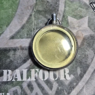 Estuche para reloj de bolsillo militar Waltham con cristal Foto 1 de 2