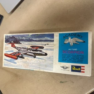 Kit Revell H126 escala 1/79 F-89D Scorpion vintage Revell Gran Bretaña - Imagen 1 de 15
