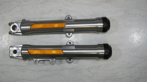 Harley Davidson 2006 Softail Dyna horquilla inferior deslizadores 46006-00 y 46004-00 - Imagen 1 de 11