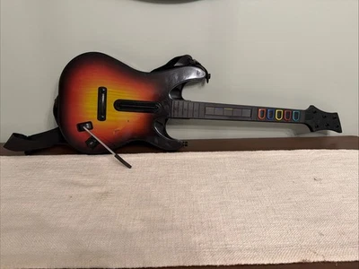 Mando Inalámbrico Guitar Hero Sunburst Modelo 95451.805 PS3 Foto 1 de 4