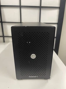 AKiTiO Node Titan Plug and Play Thunderbolt 3 External GPU Solution - Picture 1 of 6
