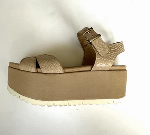 Stuart Weitzman Platform Wraparound Ankle Wedge Platform Sandal Size 7 New - Picture 1 of 12