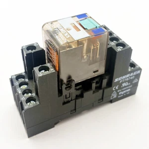 1PC PT570024 with PT78740 24VDC Safety Relay Module - Picture 1 of 4