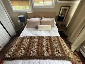 Dennis Basso Home Platinum Luxurious Animal Print Fringed Throw - 55x70 EUC - Picture 1 of 10