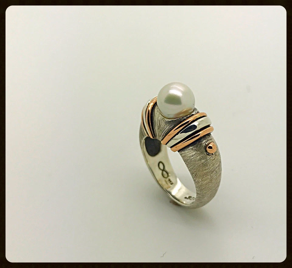 Handmade White South Sea Pearl 18k. Rose Gold Silver Ring, Love Mikimoto Stiles - Image 1 of 4