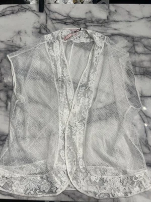 Bata transparente bordada Victoria's Secret para mujer M/L marfil manga corta Foto 1 de 3