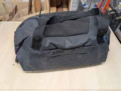 Bolso de Lona Thule Aion Desteñido Negro/Gris Lona 35L Llevar con Correa para el Hombro Foto 1 de 4