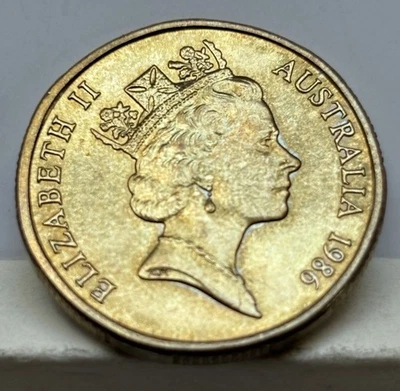 1986 AUSTRALIAN $1 ONE DOLLAR QEII COIN INTERNATIONAL YEAR OF PEACE | CIRCULATED - Image 1 of 4