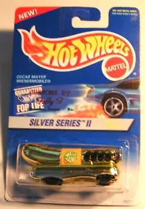 1995 MATTEL HOT WHEELS 15271 WIENERMOBILE GOLD COLORED CUSTOM CAR BY GOLLY - Picture 1 of 2