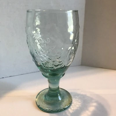 4 copas verdes de agua de frutas Libbey Orchard en relieve Foto 1 de 4