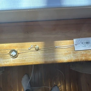 NWT Kate Spade Signature Spade Slider Bracelet O0RU2923 Gold Tone & Cream Multi - Picture 1 of 6