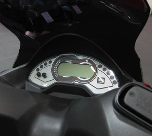 KYMCO XCT-300i ABS SPEEDOMETER DISPLAY 37200-LKG7-700 - Picture 1 of 9