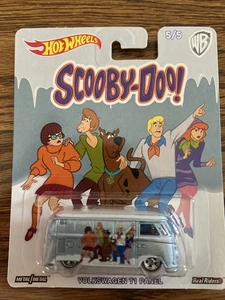 Hot Wheels 2017 Pop Culture WB Warner Bros Scooby-Doo Volkswagen T1 Panel Bus - Picture 1 of 6