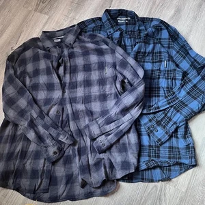 Lot of 2 Wolverine XL Flannels mens blue and gray - Picture 1 of 5