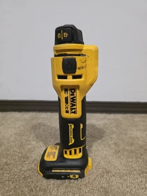 DeWalt DCE555 Brushless 20V Cordless Cut-Out - FOR PARTS  - Image 1 of 4