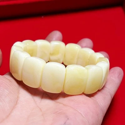 蜜蜡琥珀方形珠手链浅鸡黄色男女通用珠宝首饰 — 第 1/4 张图片