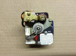 AMF Paragon 536-125-0 5 Minute Off Delay Automatic Reset Timer - Picture 1 of 3