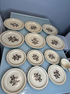 VINTAGE Pfaltzgraff Village 10.4" and 7.2” Dinner Plates. Made in USA. - Picture 1 of 16