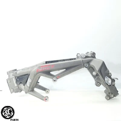 CHASIS CUADRO TRIUMPH STREET TRIPLE 765 RS 22-24 *S* Foto 1 de 4