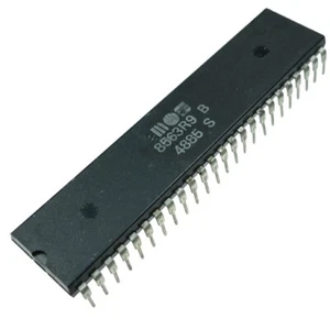 [1pcs] 8563R9B MOS 8563R9B Commodore Video Display Controller DIP48 USED - Picture 1 of 1