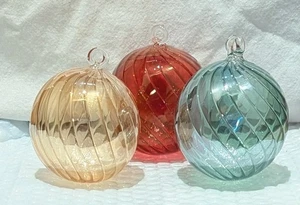 3 Hand Blown Glass Ball Ornament Swirl Twist Red Gold Aqua Blue Made In Egypt - Picture 1 of 6