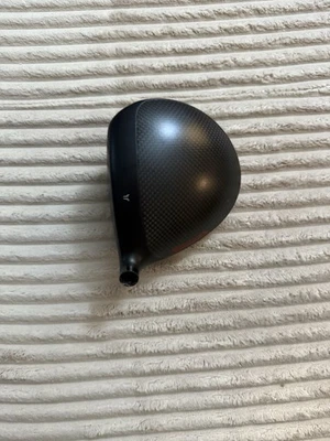 Wilson Dynapower Carbon 9° Driver Head Only - Image 1 of 4
