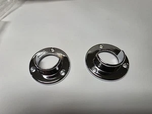 Pair of Chrome 1-1/4" Closet Rod Flanges 1/2-U Shape - Picture 1 of 7