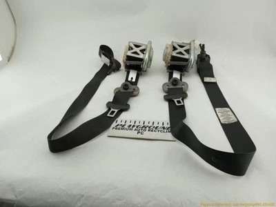 Nissan Xterra Pair Of Left & Right Front Seat Belt Retractor Fits 2005-2007 05 — 第 1/4 张图片