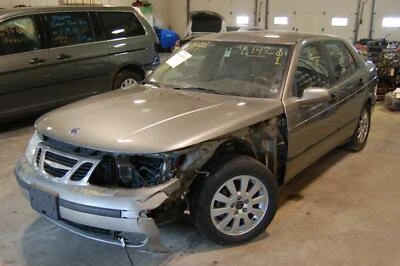 Rejilla OEM para conjunto Saab 9-5 negro-chrm picada derecha Foto 1 de 4