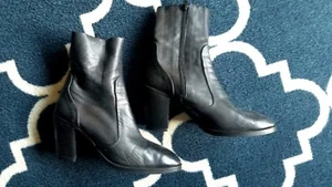 TOPSHOP Magnificent black leather ankle sock booties Size 38 US 7.5 UK 5.5 - 6 - Picture 1 of 9
