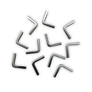 Buchecken - Metall - Farbe: Silber - 15 x 15 x 2 mm - Buchbeschlag - Schutzecken - Bild 1 von 3