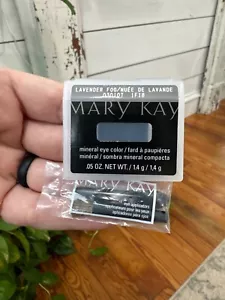MARY KAY Discontinued Mineral Eye Shadow & Palettes. - Lavender Fog - Picture 1 of 3