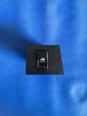 INTERRUTTORE ALZACRISTALLO ALZAVETRO DX FIAT CROMA 90-96 ORIGINALE 176780680 - Immagine 1 di 4