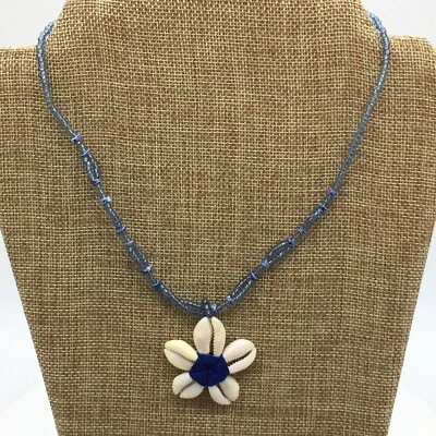 Collar de surfista con cuentas focales de flores Cowrie Shell 16" Foto 1 de 4