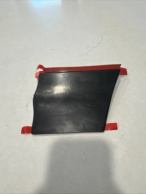 New GM 25635628 1997-2006 Buick Park Avenue RH Front Fender Trim Molding Black - Image 1 of 4