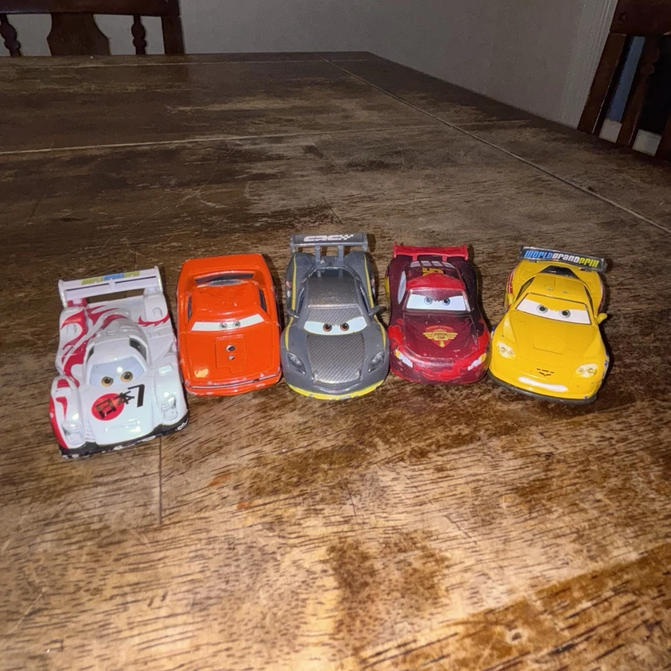 Disney Pixar Cars Mixed Movie Vehicles Mattel Diecast Lot of 5 USED - Image 1 of 4