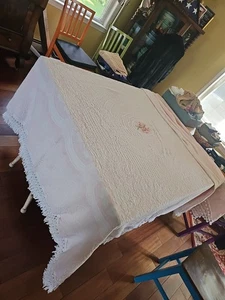 Vintage bedspread Pink, White. 90x102 Cotton Very Good Vintage - Picture 1 of 13