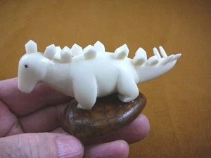 (TNE-D-STE-456B) baby Stegosaurus dinosaur TAGUA NUT nuts palm figurine - Picture 1 of 1