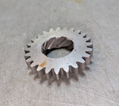 Eje de arranque Yamaha GT80 GTMX engranaje de husillo de arranque 24T Foto 1 de 3