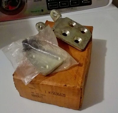 1985-1997 GM Side Sliding Door Hardware Bracket gmc Safari Chevrolet Astro van - Image 1 of 4