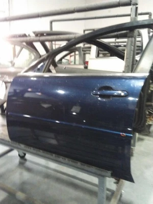 Used Front Left Door Assembly Front fits: 2012 Chevrolet Impala w/alignment pins - Imagem 1 de 4