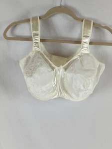 NWOT 40DDD Bali Satin Tracings Bra 3562 Minimizer Beige Underwire Full Coverage - Picture 1 of 8